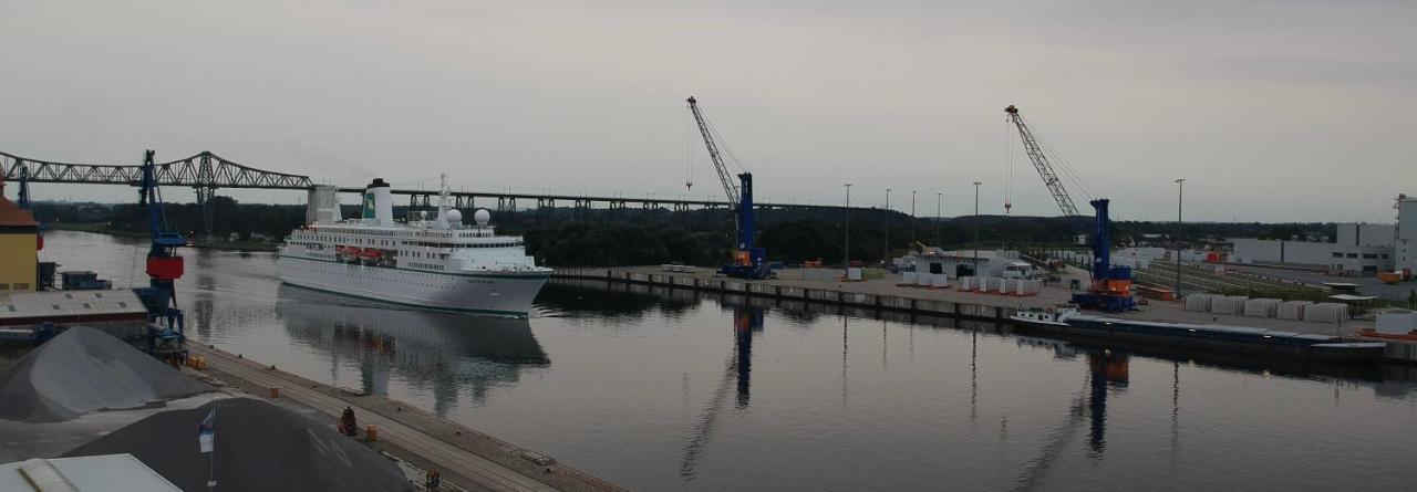 Apartament Atelier Achtung Ausblick! Rendsburg Zewnętrze zdjęcie